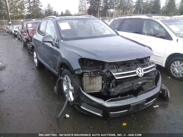 WVGFK9BP3BD003517 - 2011 VOLKSWAGEN TOUAREG V6 TDI GRAY photo 1