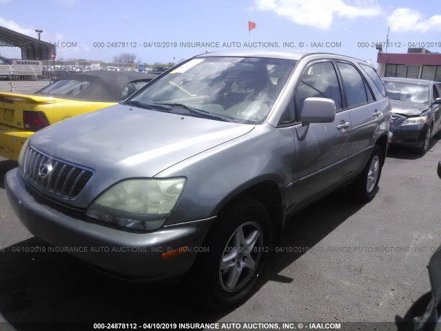 JTJGF10U620120522 - 2002 LEXUS RX 300 GRAY photo 2