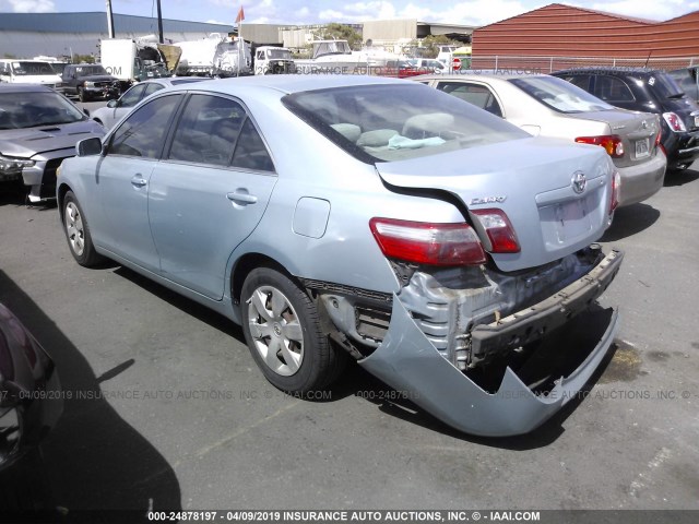 JTNBE46K693193059 - 2009 TOYOTA CAMRY SE/LE/XLE BLUE photo 3