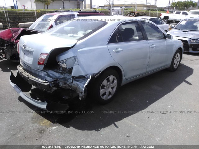 JTNBE46K693193059 - 2009 TOYOTA CAMRY SE/LE/XLE BLUE photo 4