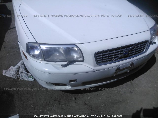 YV1TS592261436886 - 2006 VOLVO S80 2.5T WHITE photo 6