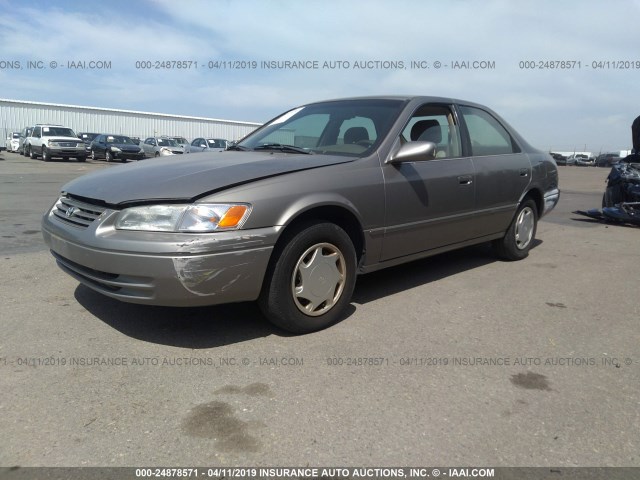 4T1BG22K3XU487918 - 1999 TOYOTA CAMRY CE/LE/XLE TAN photo 2