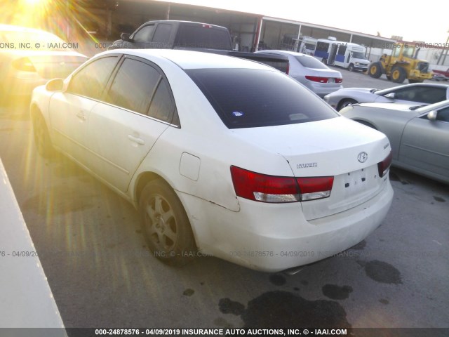 5NPEU46F97H161537 - 2007 HYUNDAI SONATA SE/LIMITED WHITE photo 3