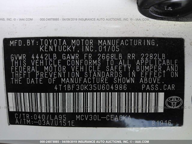 4T1BF30K35U604986 - 2005 TOYOTA CAMRY LE/XLE/SE WHITE photo 9