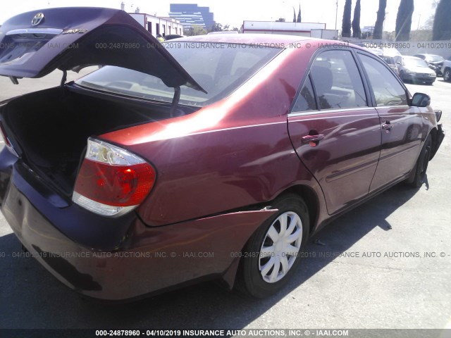 4T1BE32K65U426667 - 2005 TOYOTA CAMRY LE/XLE/SE RED photo 4