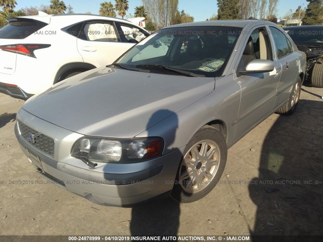 YV1RS64A342326144 - 2004 VOLVO S60 SILVER photo 2