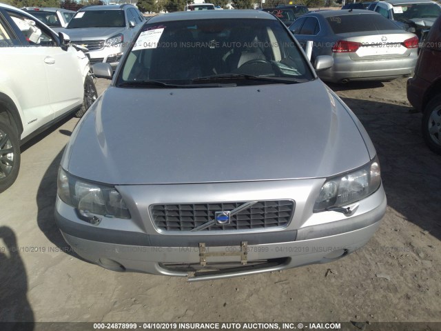 YV1RS64A342326144 - 2004 VOLVO S60 SILVER photo 6