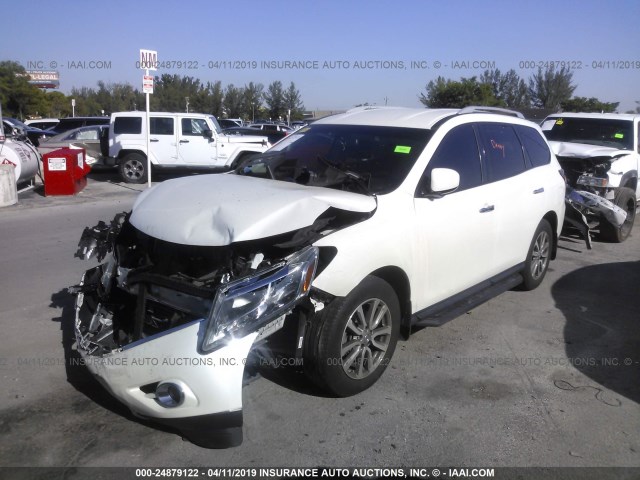 5N1AR2MN7FC722001 - 2015 NISSAN PATHFINDER S/SV/SL/PLATINUM WHITE photo 2