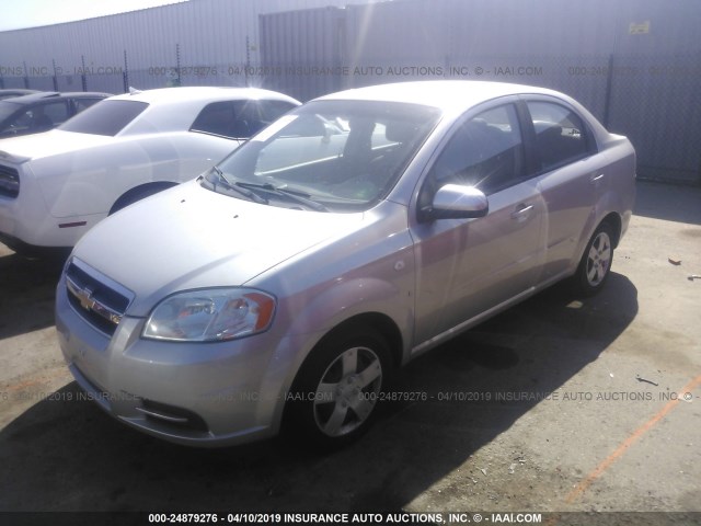 KL1TD56638B152713 - 2008 CHEVROLET AVEO LS SILVER photo 2