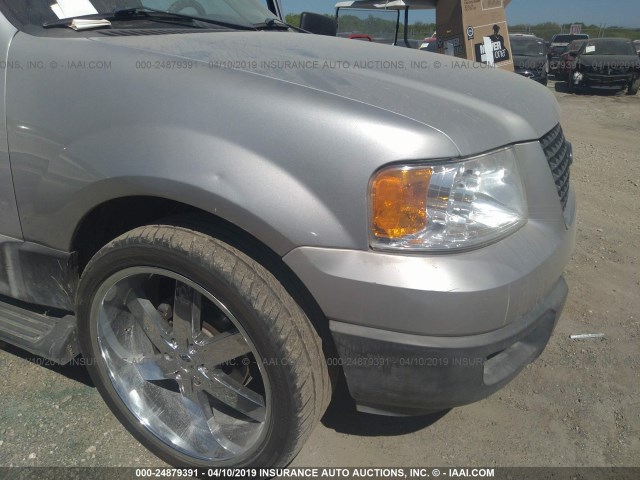 1FMRU15WX4LB13436 - 2004 FORD EXPEDITION XLT SILVER photo 6