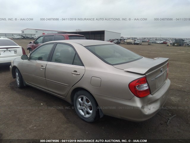 4T1BE32K22U509783 - 2002 TOYOTA CAMRY LE/XLE/SE BEIGE photo 3