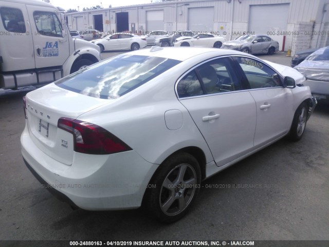 YV1612FHXD1234057 - 2013 VOLVO S60 T5 WHITE photo 4