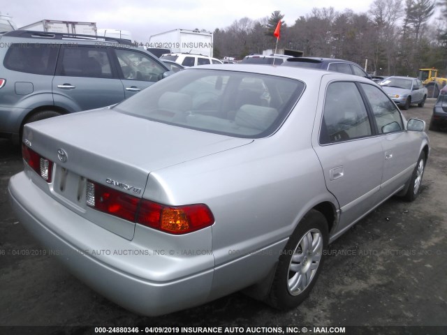 4T1BG28KX1U819464 - 2001 TOYOTA CAMRY CE/LE/XLE SILVER photo 4