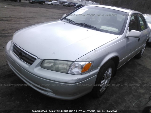 4T1BG28KX1U819464 - 2001 TOYOTA CAMRY CE/LE/XLE SILVER photo 6