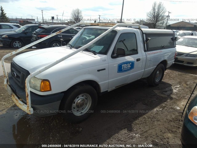 1FTYR10D34PB39442 - 2004 FORD RANGER WHITE photo 2