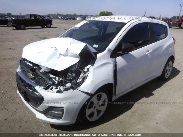 KL8CB6SA8KC704716 - 2019 CHEVROLET SPARK LS WHITE photo 2