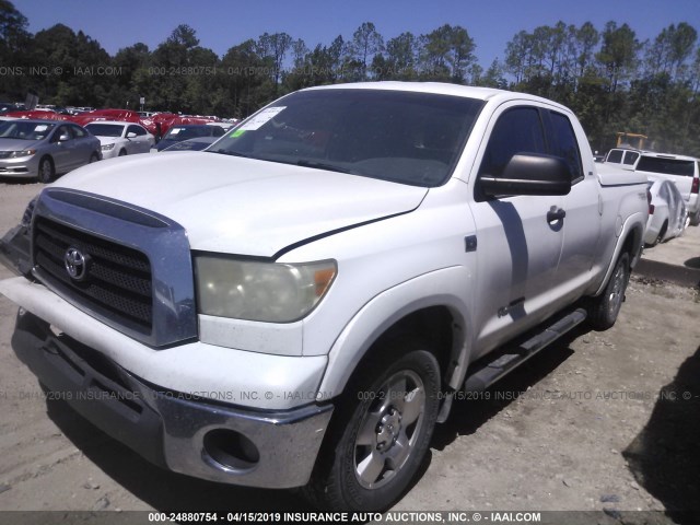 5TFRT54187X013269 - 2007 TOYOTA TUNDRA DOUBLE CAB SR5 WHITE photo 2