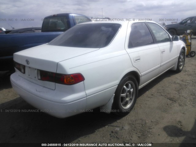 4T1BG22KX1U790248 - 2001 TOYOTA CAMRY CE/LE/XLE WHITE photo 4