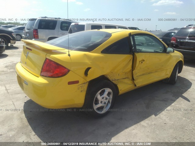 1G2AL18F687327004 - 2008 PONTIAC G5 YELLOW photo 4