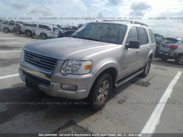 1FMEU63E98UB32890 - 2008 FORD EXPLORER XLT SILVER photo 2