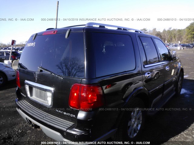 5LMFU28R34LJ16318 - 2004 LINCOLN NAVIGATOR 黑色 照片 4