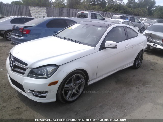 WDDGJ4HB8FG387508 - 2015 MERCEDES-BENZ C 250 WHITE photo 2