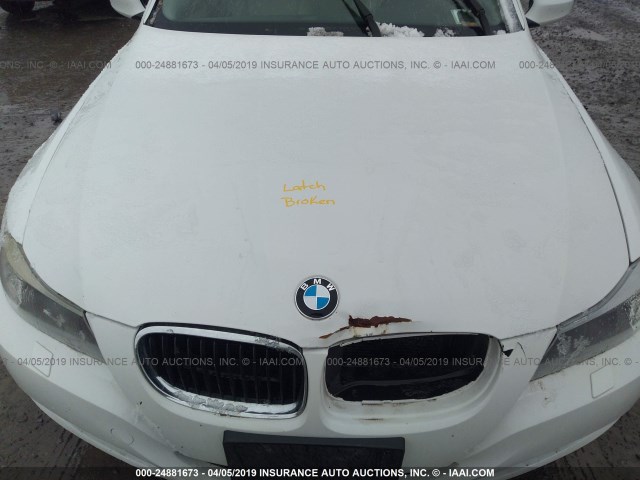 WBAPK5C53AA647028 - 2010 BMW 328 XI SULEV WHITE photo 10