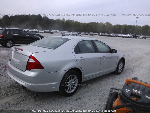 3FAHP0GA0BR133394 - 2011 FORD FUSION S SILVER photo 4