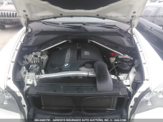 5UXZV4C58CL746916 - 2012 BMW X5 WHITE photo 10