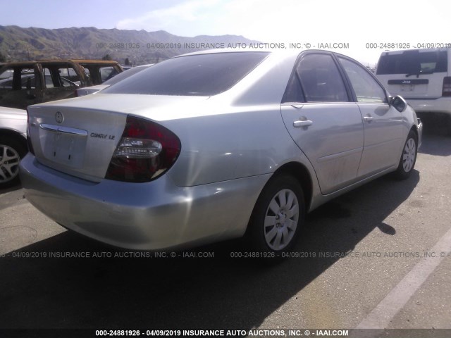 JTDBE32K030174813 - 2003 TOYOTA CAMRY LE/XLE SILVER photo 4
