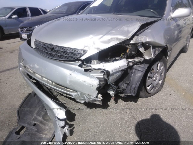 JTDBE32K030174813 - 2003 TOYOTA CAMRY LE/XLE SILVER photo 6