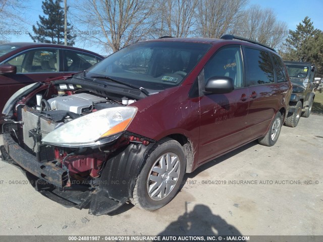 5TDZK23C27S014458 - 2007 TOYOTA SIENNA CE/LE RED photo 2