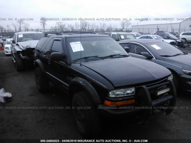 1GNCT18W0XK228461 - 1999 CHEVROLET BLAZER BLACK photo 1