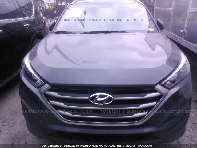 KM8J33A45JU668459 - 2018 HYUNDAI TUCSON LIMITED/SPORT AND ECO/SE GRAY photo 6