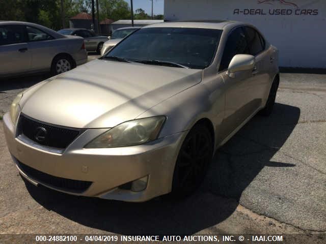 JTHBK262165006892 - 2006 LEXUS IS 250 GOLD photo 2