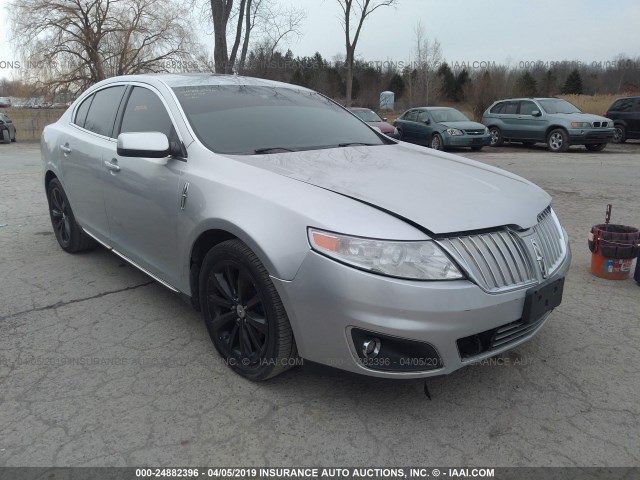 1LNHL9FTXAG610315 - 2010 LINCOLN MKS SILVER photo 1