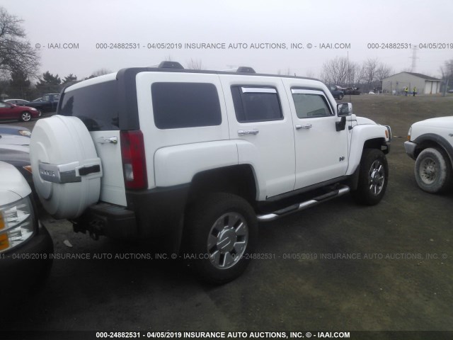 5GTDN13E778246841 - 2007 HUMMER H3 WHITE photo 4