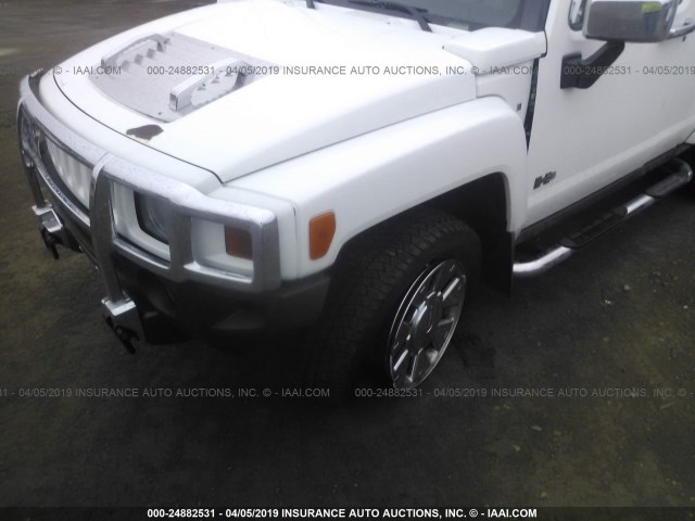 5GTDN13E778246841 - 2007 HUMMER H3 WHITE photo 6