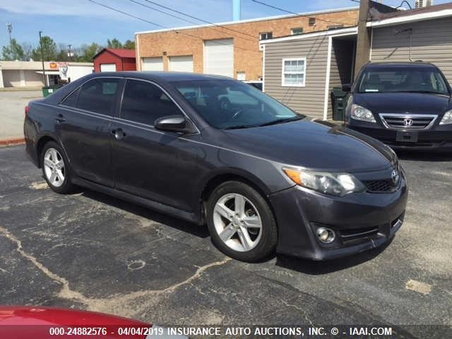 4T1BF1FKXCU156741 - 2012 TOYOTA CAMRY SE/LE/XLE 灰色 照片 1