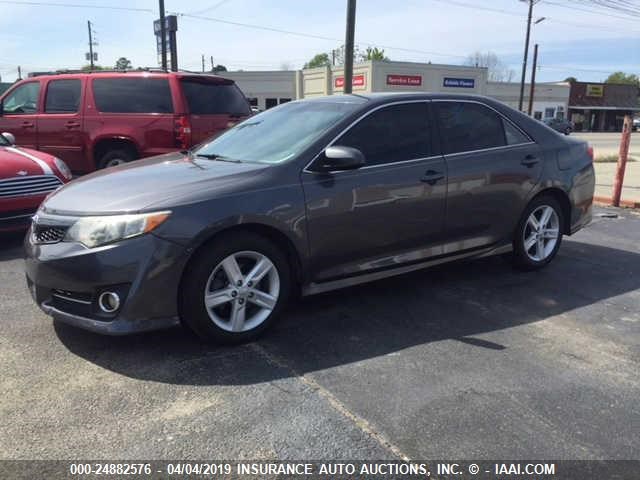 4T1BF1FKXCU156741 - 2012 TOYOTA CAMRY SE/LE/XLE 灰色 照片 2