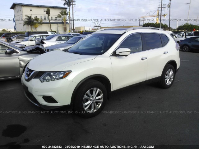 5N1AT2MV3GC887126 - 2016 NISSAN ROGUE S/SL/SV WHITE photo 2