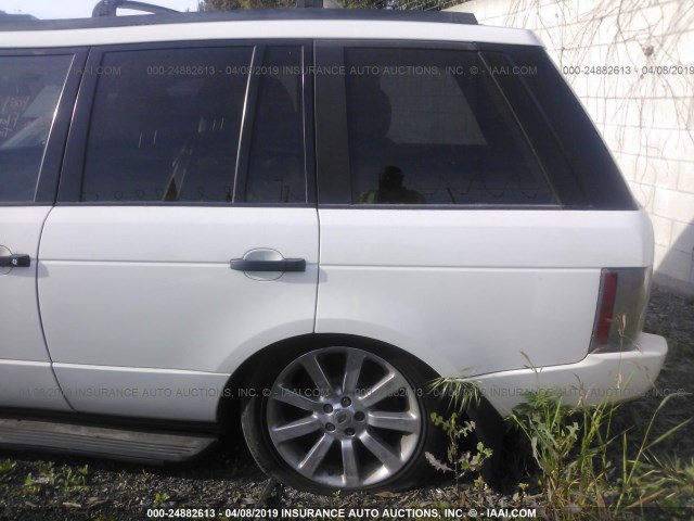 SALME11454A146462 - 2004 LAND ROVER RANGE ROVER HSE WHITE photo 6