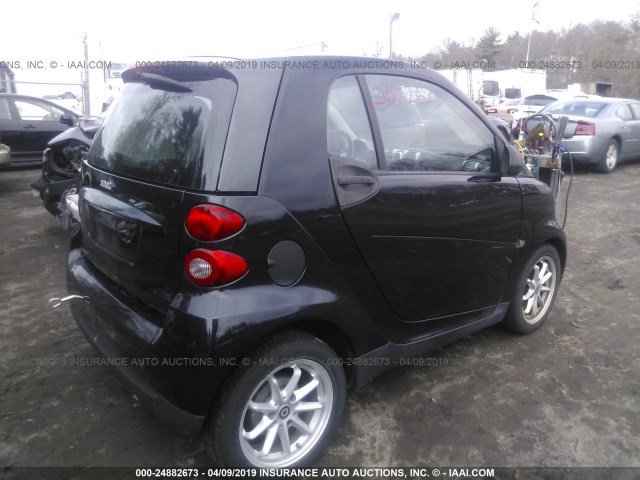 WMEEJ31X59K225954 - 2009 SMART FORTWO PURE/PASSION BLACK photo 4