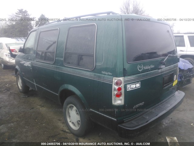 1GBDM19W2WB158022 - 1998 CHEVROLET ASTRO GREEN photo 3