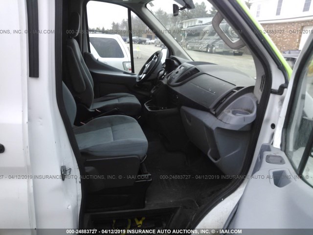 1FTNR1CM0FKA63726 - 2015 FORD TRANSIT T-250 WHITE photo 5