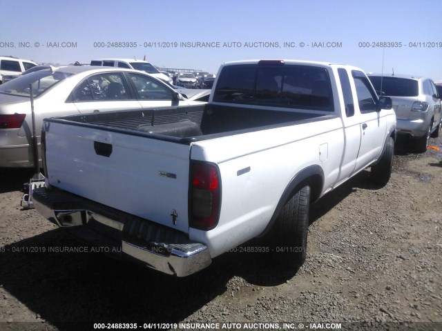 1N6DD26S6YC418824 - 2000 NISSAN FRONTIER KING CAB XE WHITE photo 4