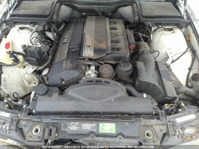 WBADT43472GY41514 - 2002 BMW 525 I AUTOMATIC Beyaz fotoğraf 10