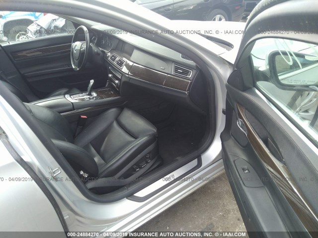WBAKC6C51ACL67870 - 2010 BMW 750 I/XDRIVE SILVER photo 5