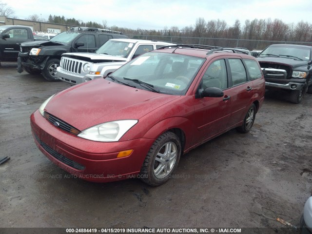 1FAFP36P5YW334129 - 2000 FORD FOCUS SE/SE COMFORT RED photo 2