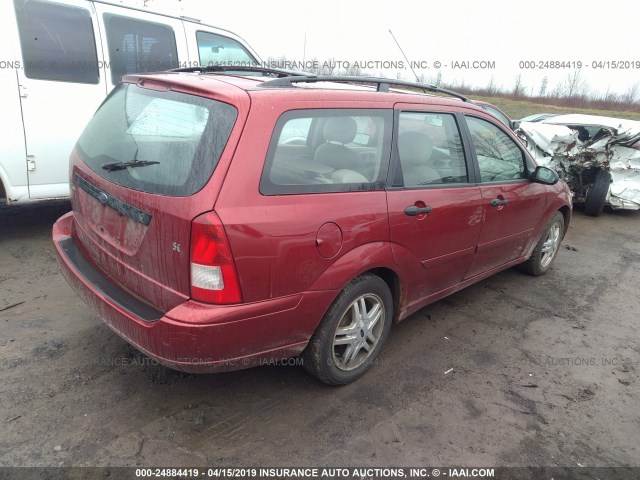 1FAFP36P5YW334129 - 2000 FORD FOCUS SE/SE COMFORT RED photo 4